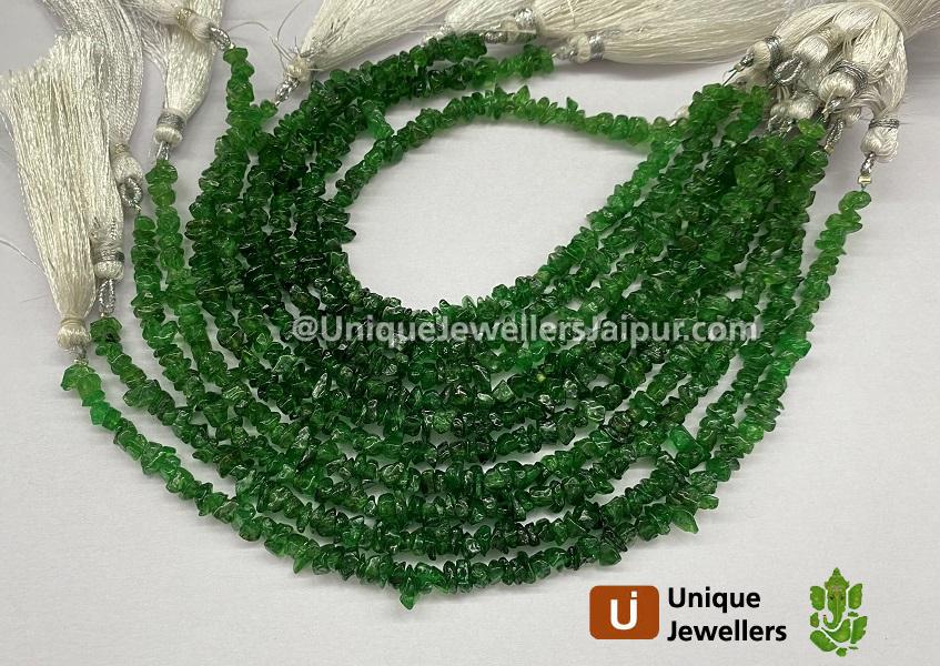 Tsavorite Smooth Chips Beads